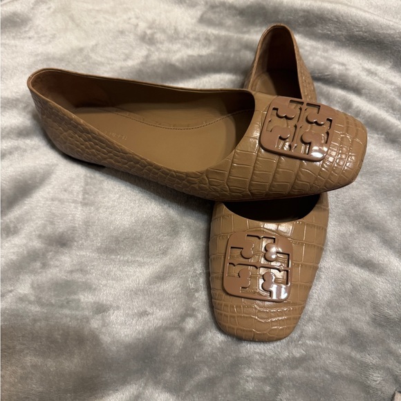 Tory Burch Women's Ballet Flats Taupe - Picture 1 of 5